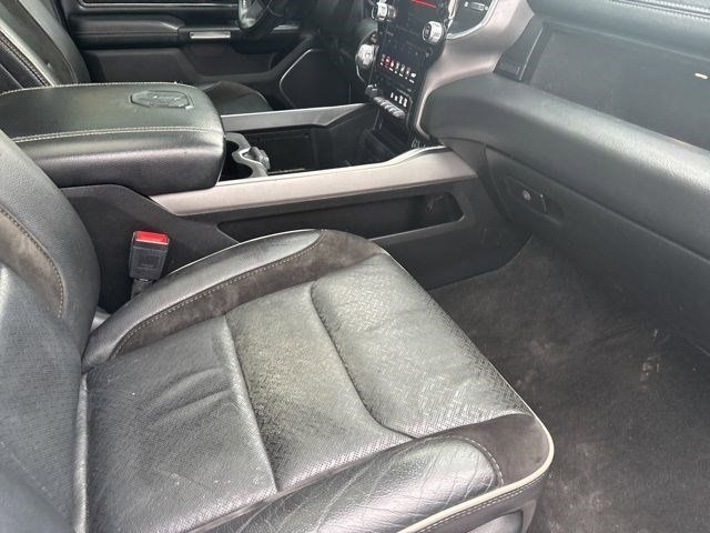 RAM 1500 Laramie Crew Cab 4WD 2021