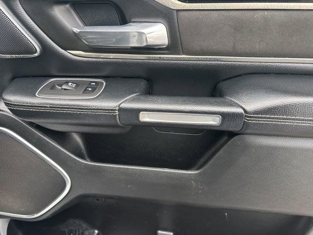 RAM 1500 Laramie Crew Cab 4WD 2021