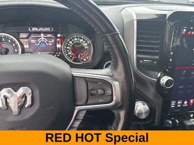 RAM 1500 Laramie Crew Cab 4WD 2021