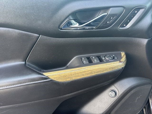 GMC Acadia Denali AWD 2018