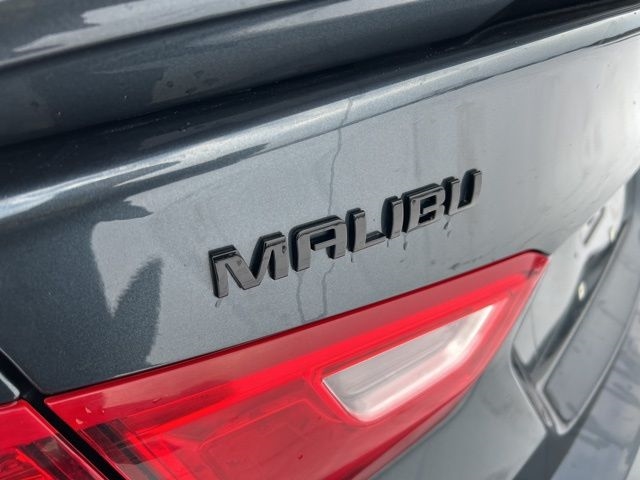 Chevrolet Malibu  2021