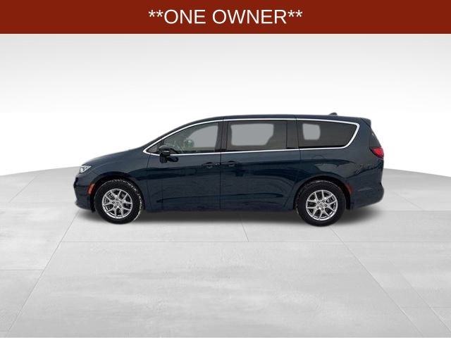 Chrysler Pacifica Touring 2024