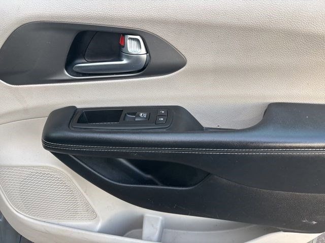 Chrysler Pacifica Hybrid Touring L 2022