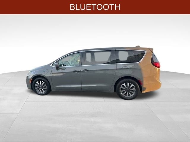 Chrysler Pacifica Hybrid Touring L 2022