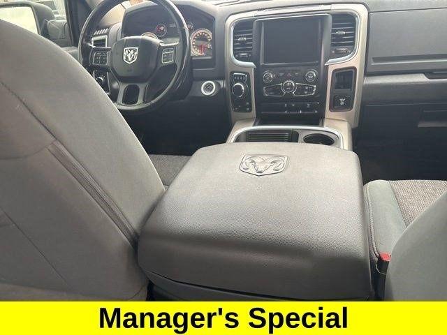 RAM 1500 SLT Crew Cab 4WD 2017