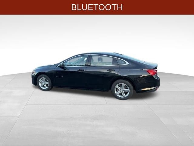 Chevrolet Malibu  2022