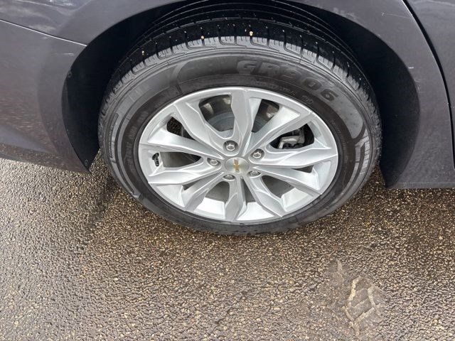 Chevrolet Malibu  2023