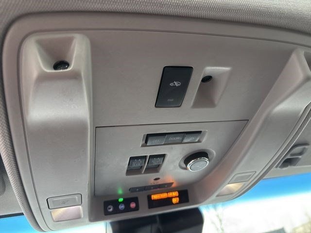 Cadillac Escalade Luxury 4WD 2017