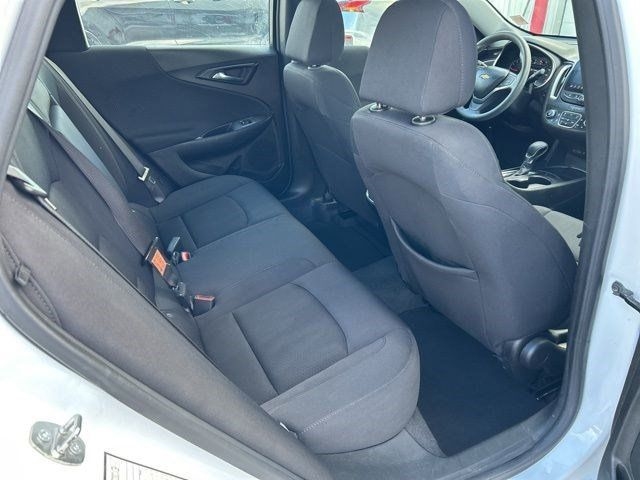 Chevrolet Malibu  2023