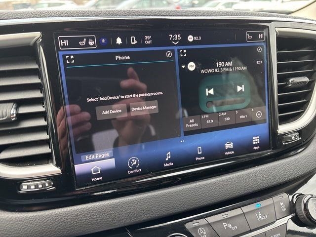 Chrysler Pacifica Touring L 2023