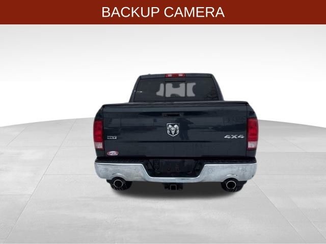 RAM 1500 SLT Crew Cab 4WD 2017