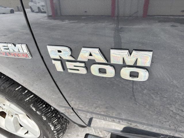 RAM 1500 SLT Crew Cab 4WD 2017