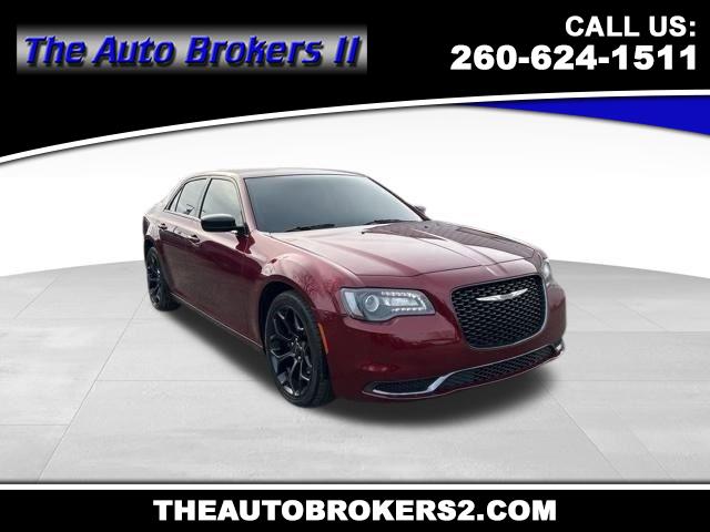 2019 Chrysler 300 Touring