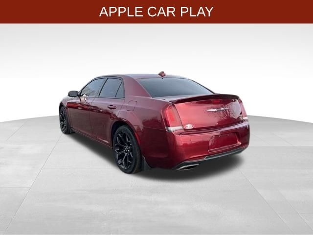 Chrysler 300  2019