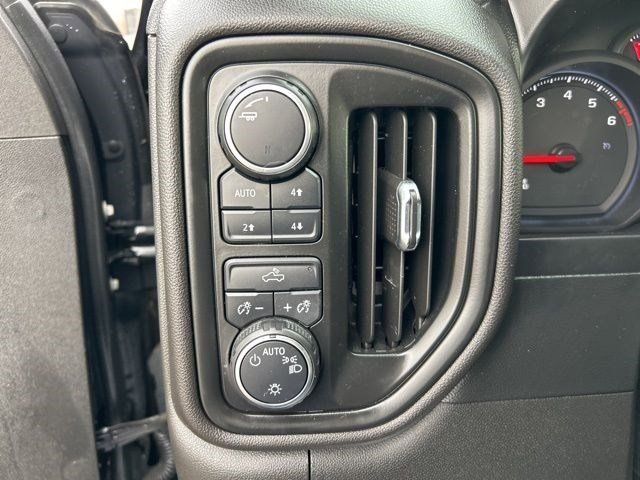 Chevrolet Silverado 1500  2021