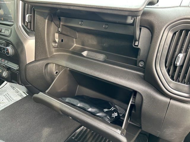 Chevrolet Silverado 1500  2021