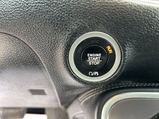 Dodge Challenger  2021