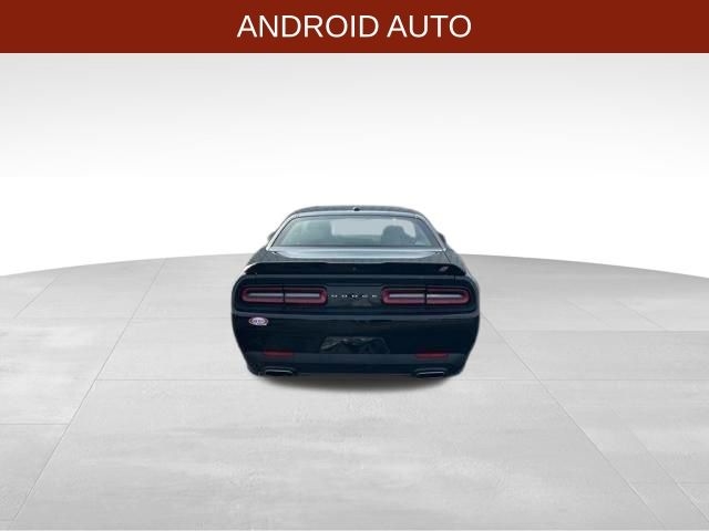 Dodge Challenger SXT AWD 2021