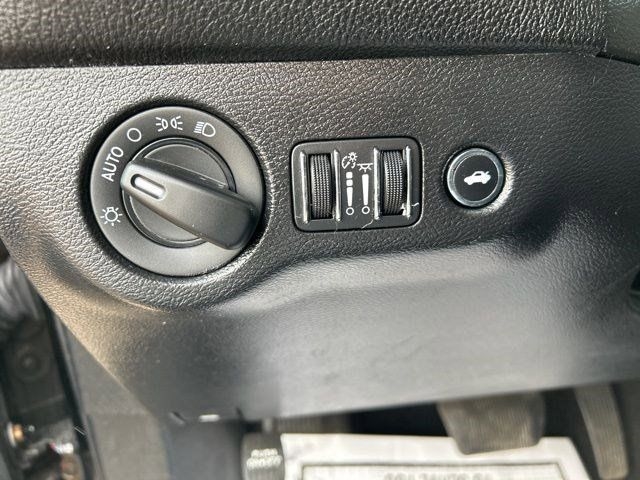 Dodge Challenger SXT AWD 2021