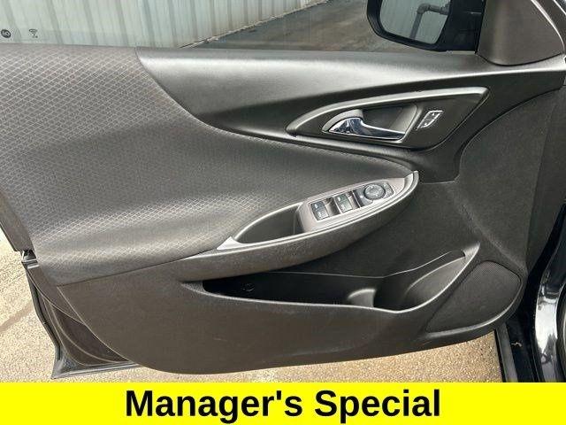 Chevrolet Malibu  2023