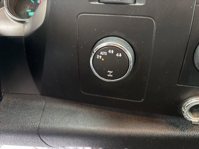 Chevrolet Silverado 1500 LT Crew Cab 4WD 2009