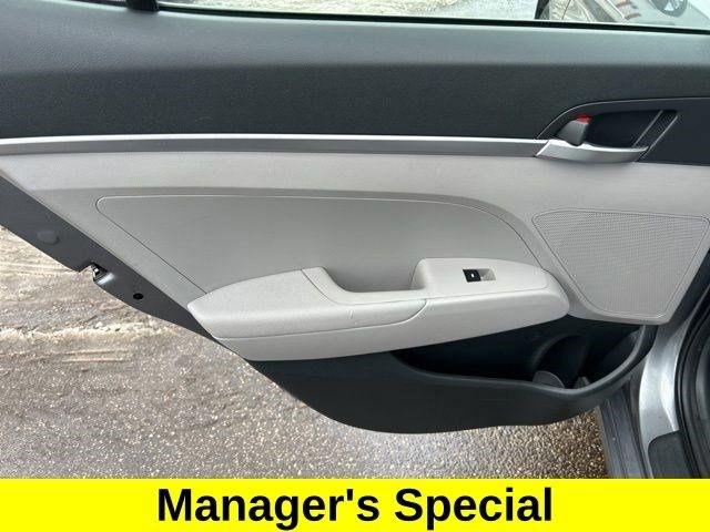 Hyundai Elantra SE 2019