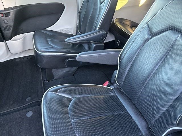 Chrysler Pacifica Limited 2023