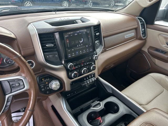 RAM 1500 Laramie Crew Cab 4WD 2019