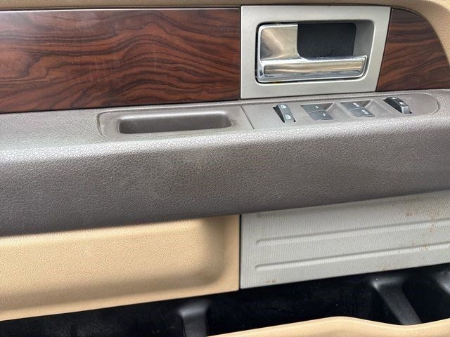 Ford F-150 Lariat SuperCrew 4WD 2012