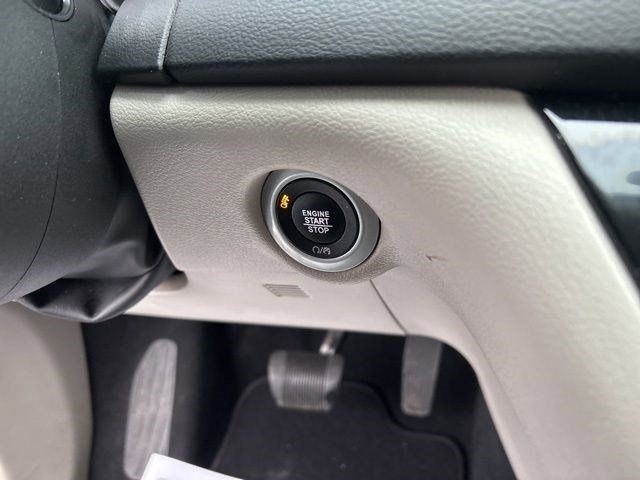 Chrysler Pacifica Touring L 2023