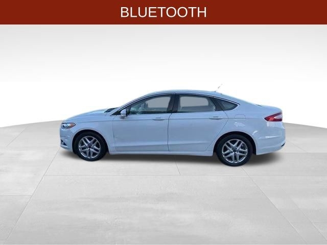 Ford Fusion SE 2016