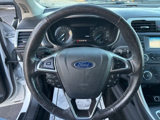Ford Fusion SE 2016