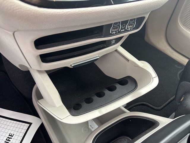 Chrysler Pacifica Hybrid  2022