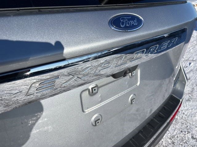 Ford Explorer XLT 4WD 2023