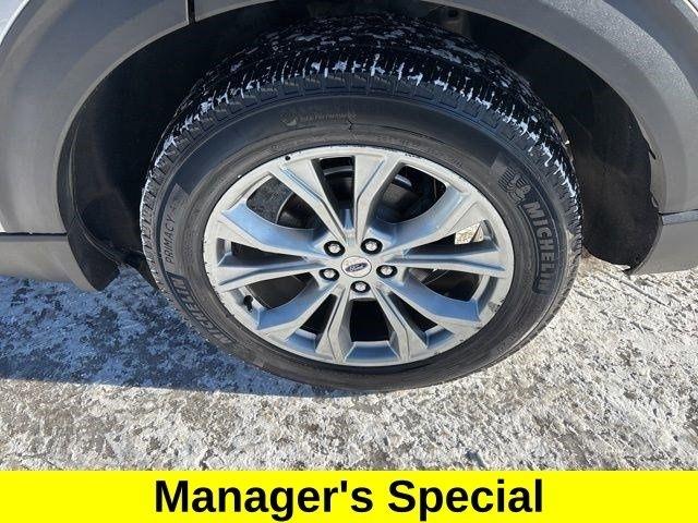 Ford Explorer XLT 4WD 2023