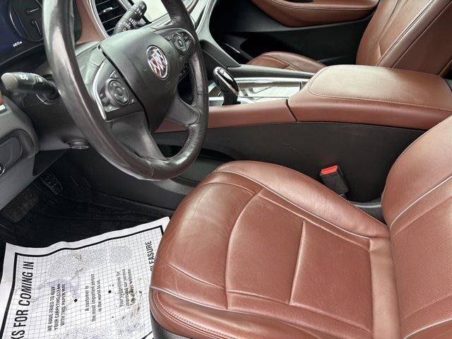 Buick Enclave Avenir AWD 2021