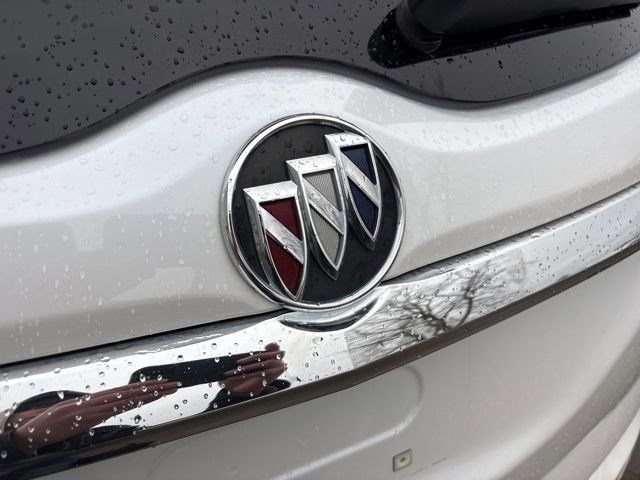 Buick Enclave Avenir AWD 2021