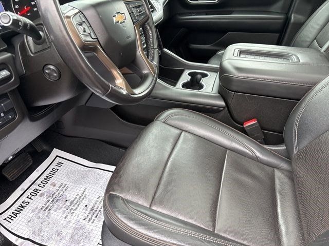 Chevrolet Suburban  2021