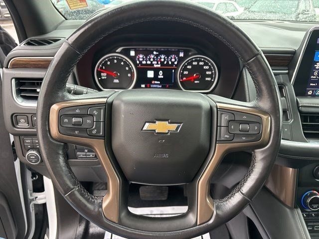 Chevrolet Suburban  2021