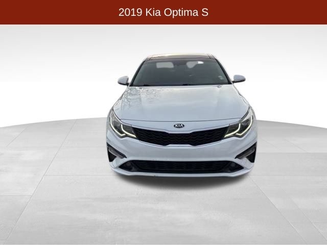 Kia Optima  2019