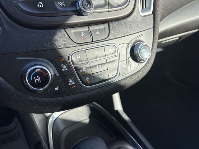 Chevrolet Malibu  2023