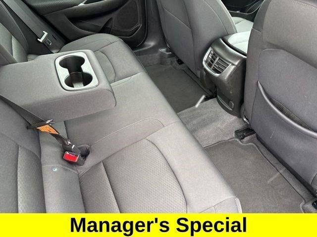 Chevrolet Malibu  2023