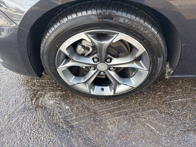 Chevrolet Malibu  2023