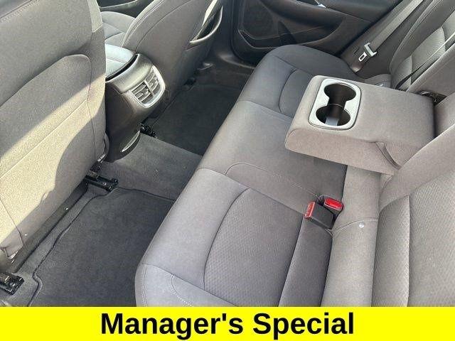 Chevrolet Malibu  2023