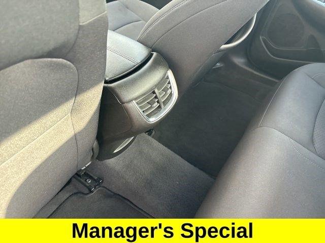 Chevrolet Malibu  2023