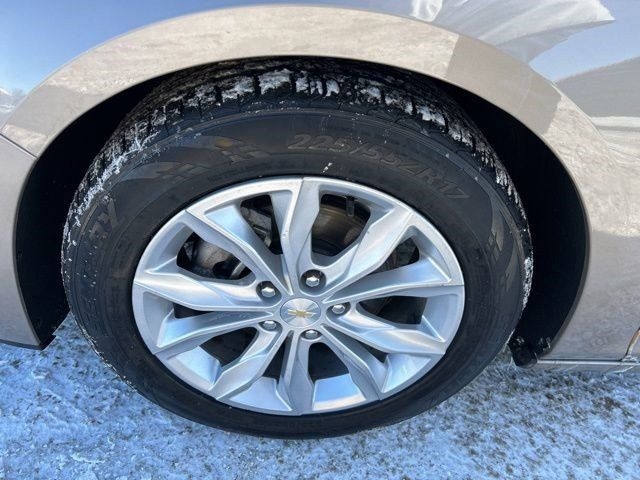 Chevrolet Malibu  2023