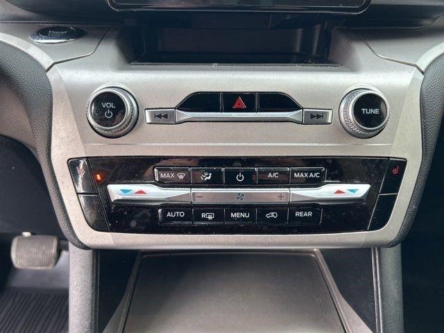 Ford Explorer XLT 2022