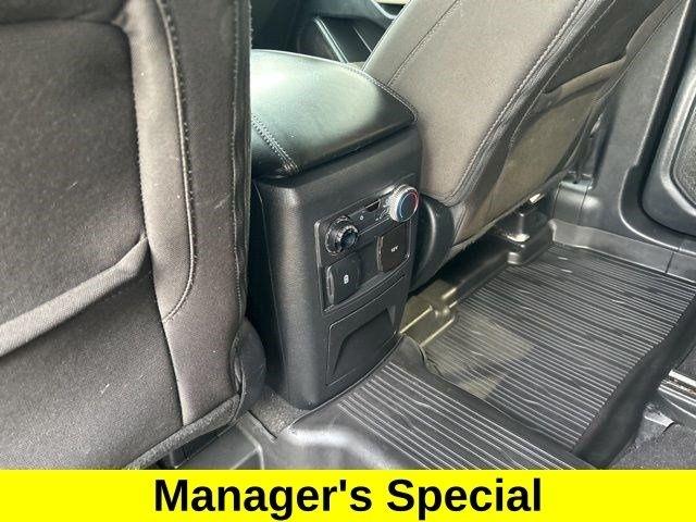 Ford Explorer XLT 2022