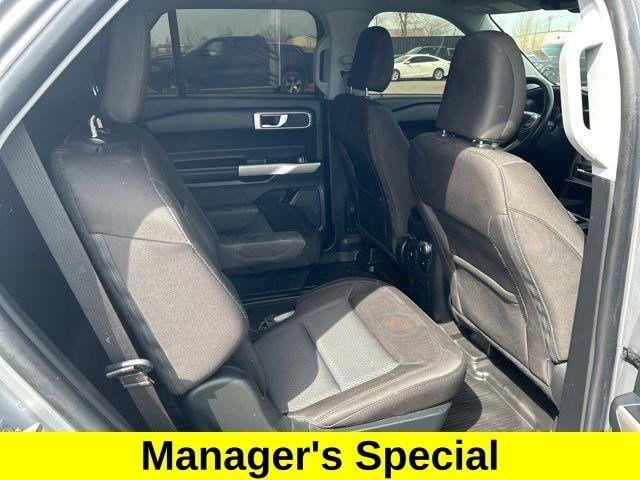 Ford Explorer XLT 2022