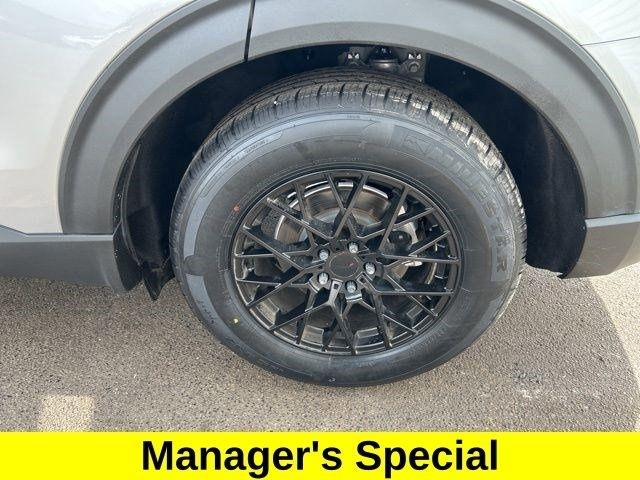 Ford Explorer XLT 2022